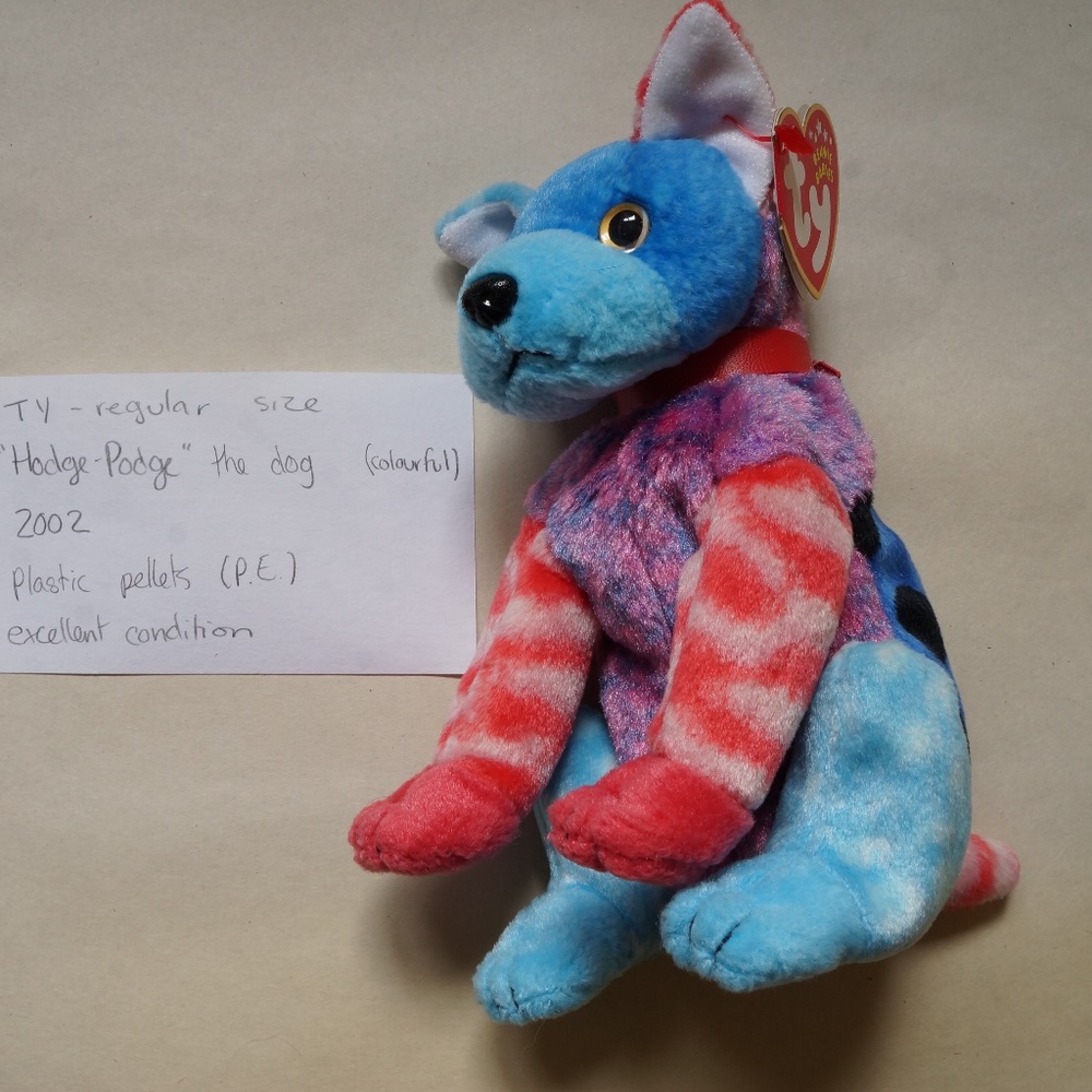 TY - beanie baby - hodge podge the dog (2002)
